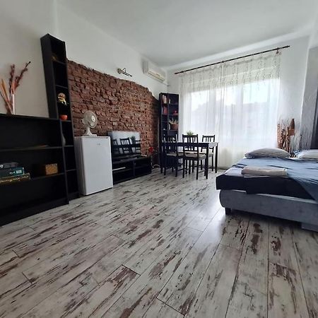 Raya Maisonette, Ideal Center Apartman Szófia Kültér fotó